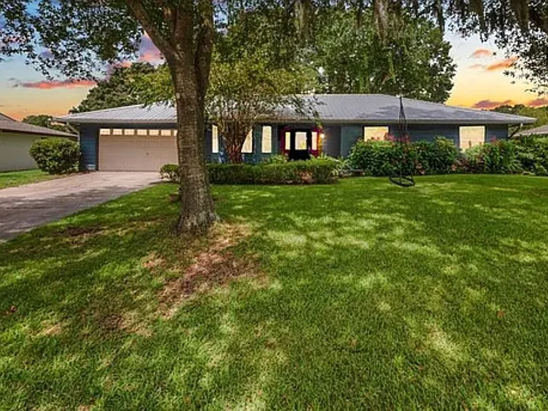 5103 Forestgreen Dr E — Photo 1