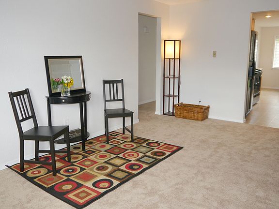 4th image of 6405 157th Street Ct E