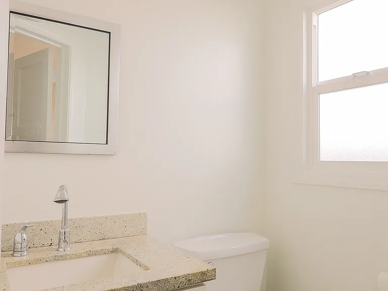 5555 Harbord Dr — Photo 34