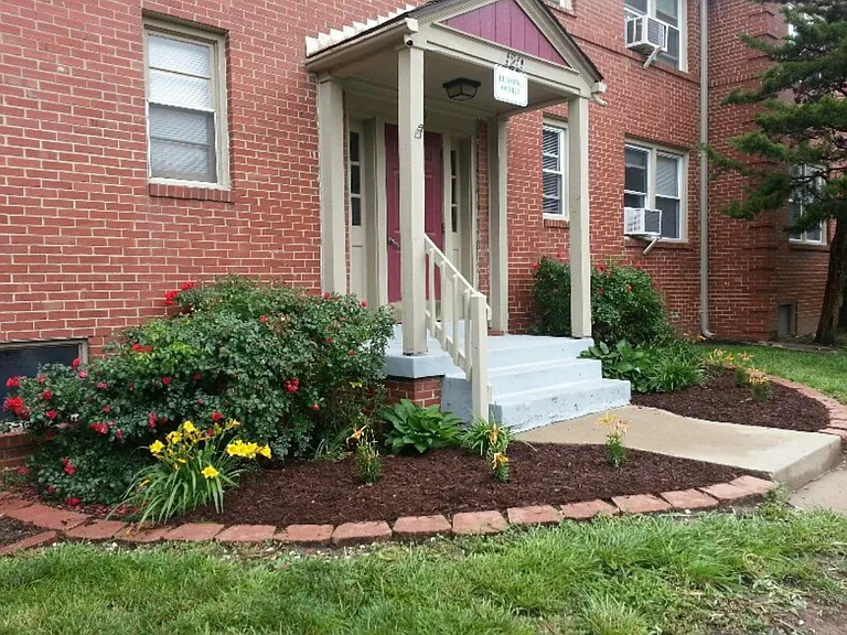 Manor Ridge Apartments — Photo 19