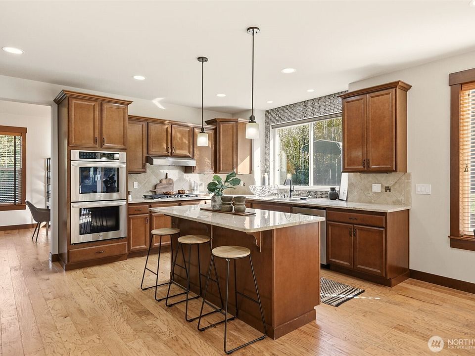 2nd image of 17230 53rd Street SE