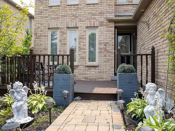 2nd image of 497 Grove St E