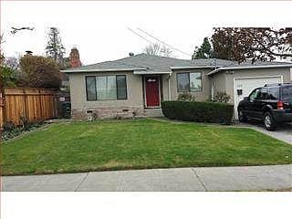 1st image of 752 Charter St