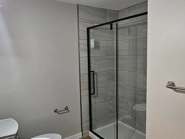 41 W Division St #101 — Photo 8
