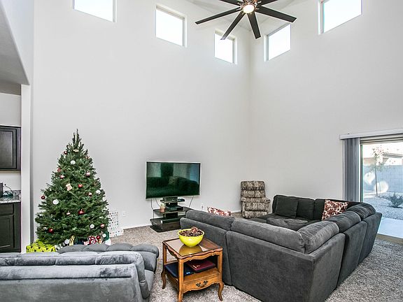 5th image of 42086 W Lunar St