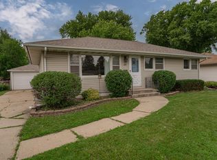 2213 Elton Hills Dr NW, Rochester, MN 55901