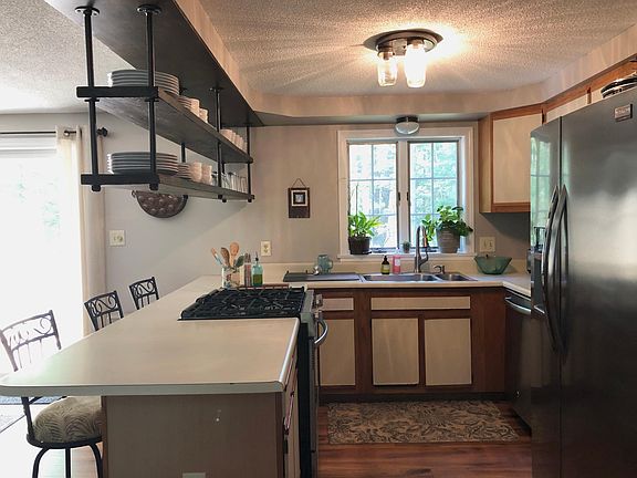 Kitchen (new cabinets and countertops to be installed)