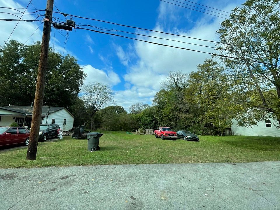 1st image of 818 Eastland Dr