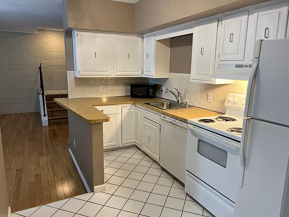 5th image of 871 Delaware Ave APT 14