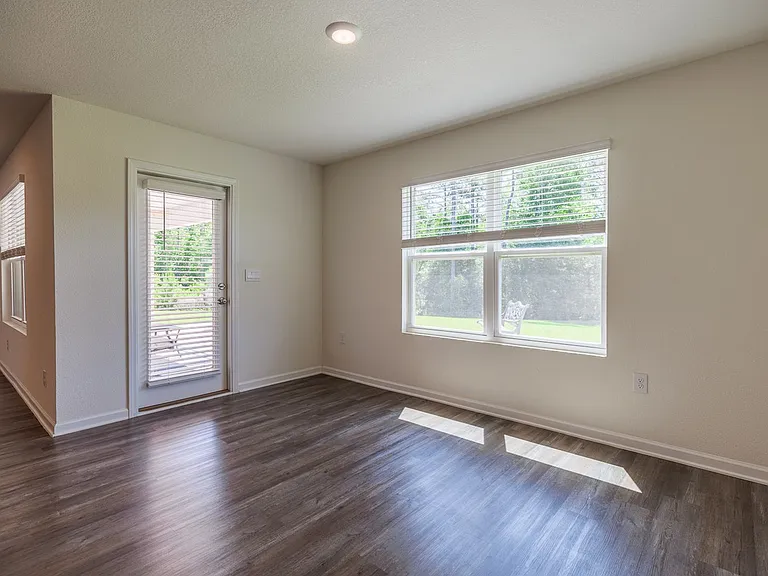 13522 Monticello Blvd — Photo 9