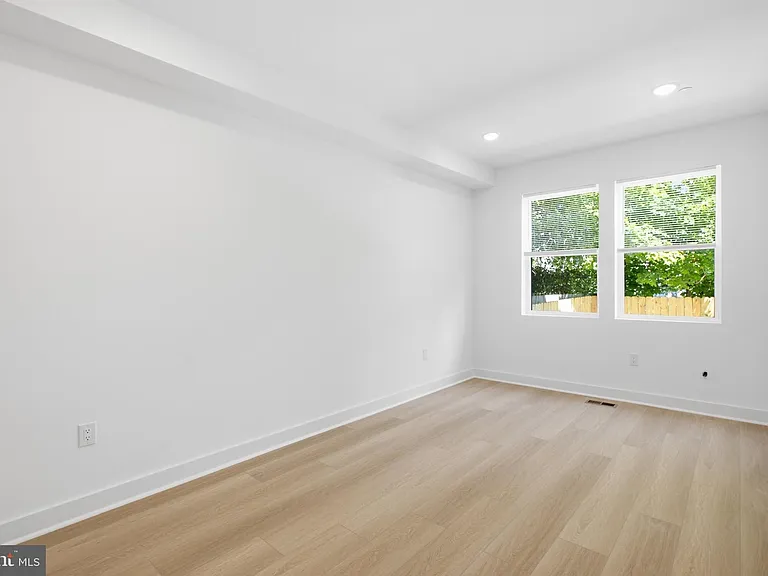 3931 Fairmount Ave #1 — Photo 7