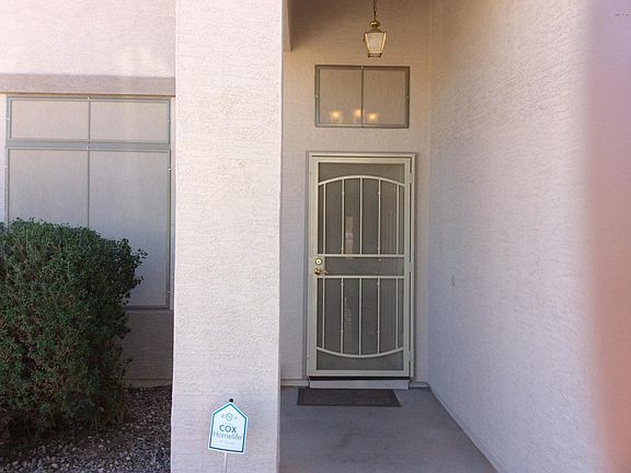2nd image of 1717 E Wildflower Ln