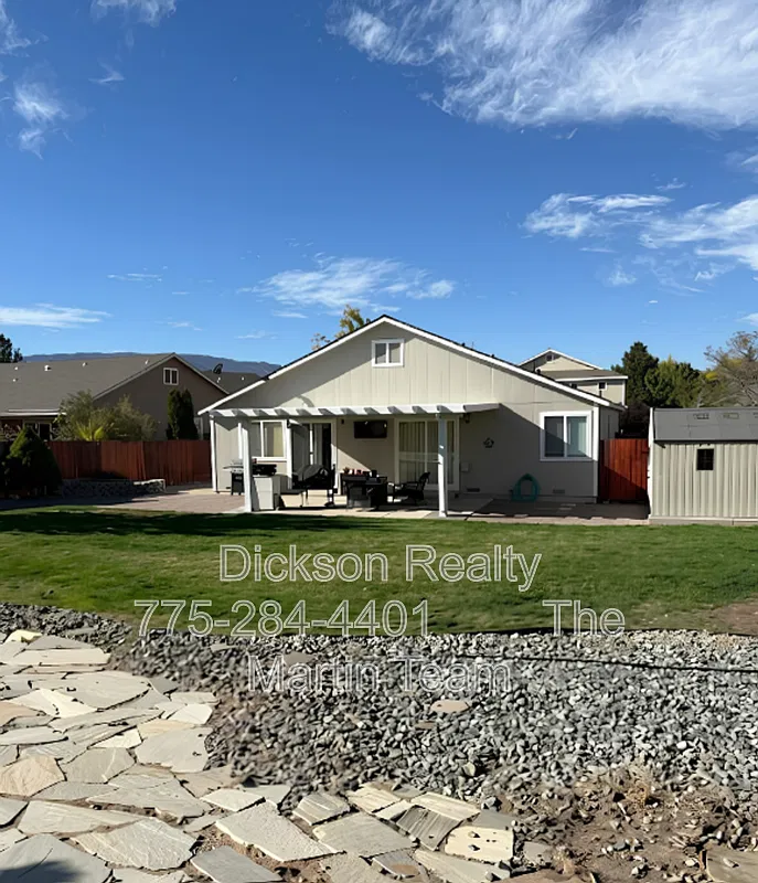 3 bed, 2.0 bath, 1877 sqft, $2,895 — Photo 2