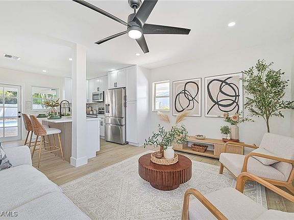 4th image of 1443 Davis Dr