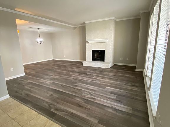 2nd image of 1439 Bering Dr #1521