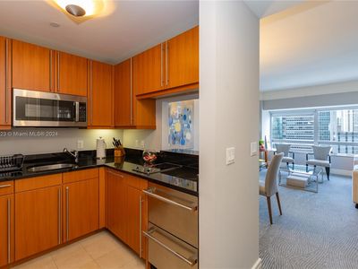 1435 Brickell Ave #3509, Miami, FL, 33131