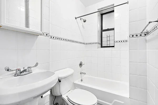 Rented by Voro NYC | media 15