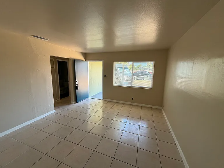 919 Carpino Ave — Photo 4