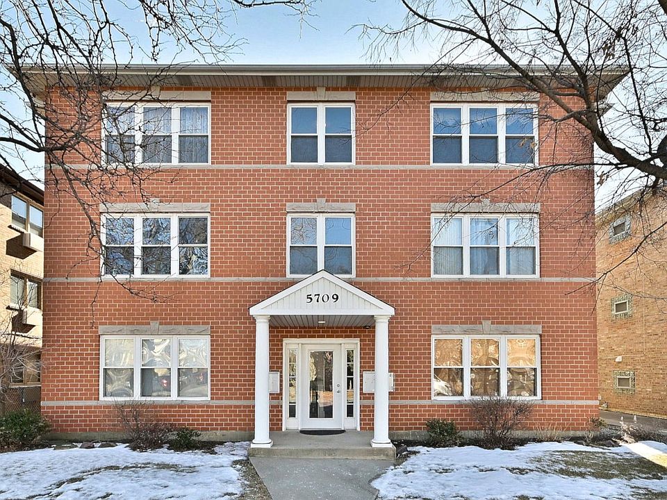1st image of 5709 W Lawrence Ave APT 3W