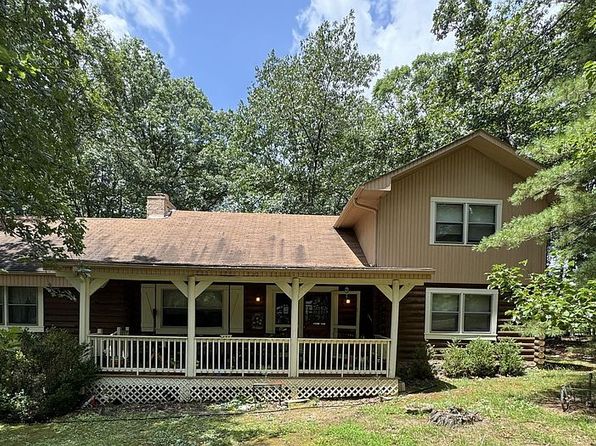 124 Rolling Green Dr