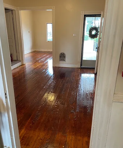 118 1/2 S Rebecca Ave #1 — Photo 1