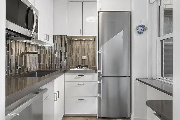 Sold by Corcoran | media 4