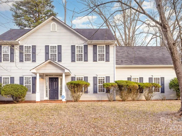 9005 Jaldena Dr, Charlotte, NC 28227