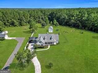 358 Gracen Rd, Guyton, GA 31312