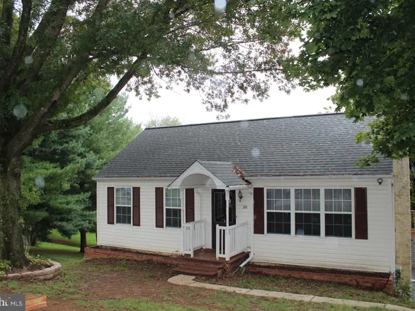 30 Alans Ln, Boyertown, PA 19512