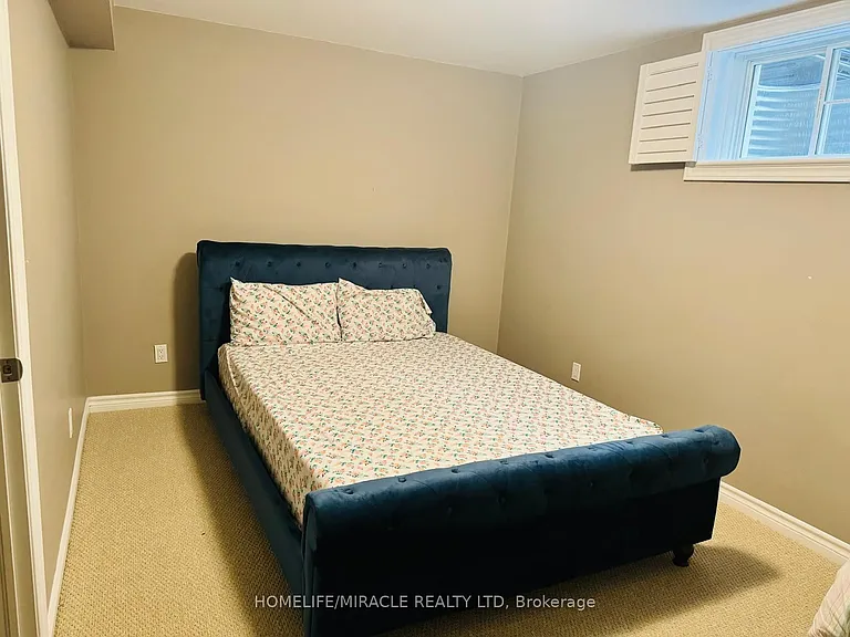 100 Creekside Dr — Photo 16