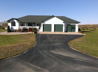 12935 Whitney Ln, Frazee, MN 56544