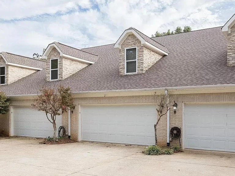 687 Lakewood Dr #C — Photo 8