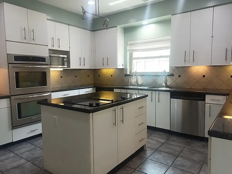 7706 Coachwood Dr — Photo 1