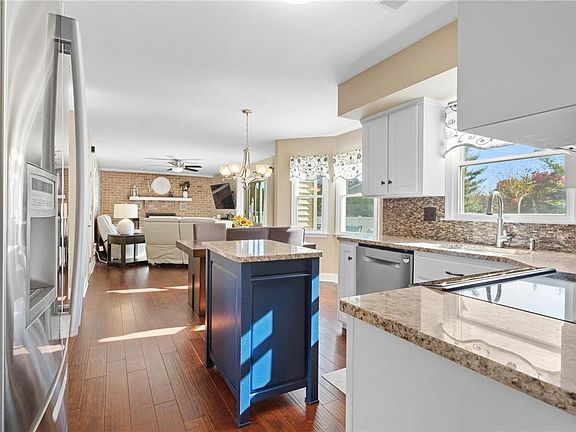 5th image of 4940 Wagner Dr
