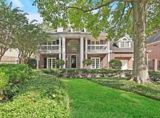 8888 Cedarspur Dr, Houston, TX 77055