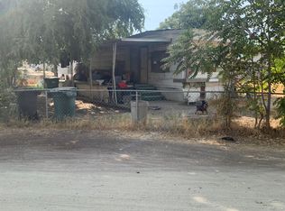 565 S Walnut St, Porterville, CA