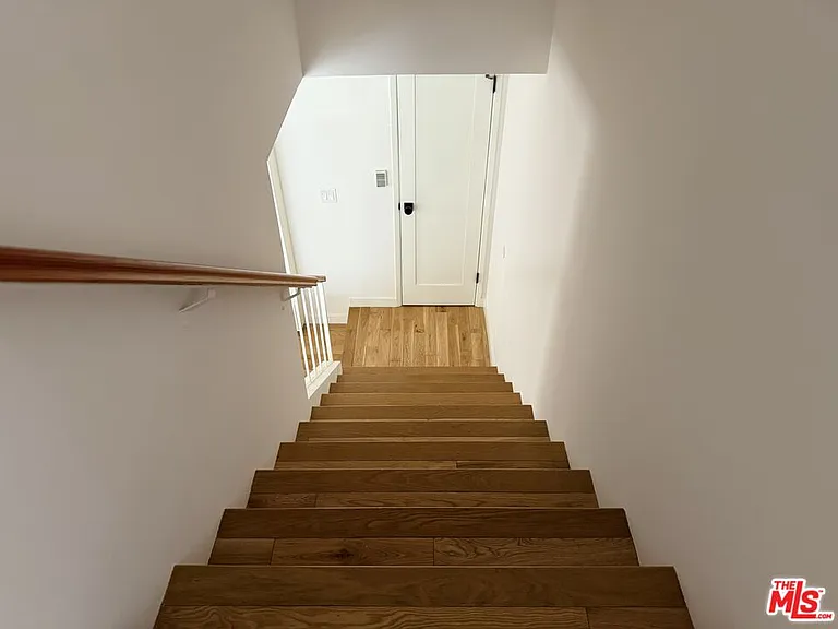 1809 Oak St #A — Photo 11