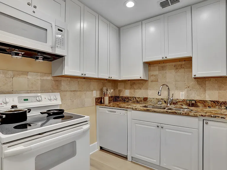1824 Highland Park Blvd #3 — Photo 4