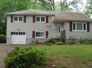 160-162 Coles Ave, Hackensack, NJ 07601