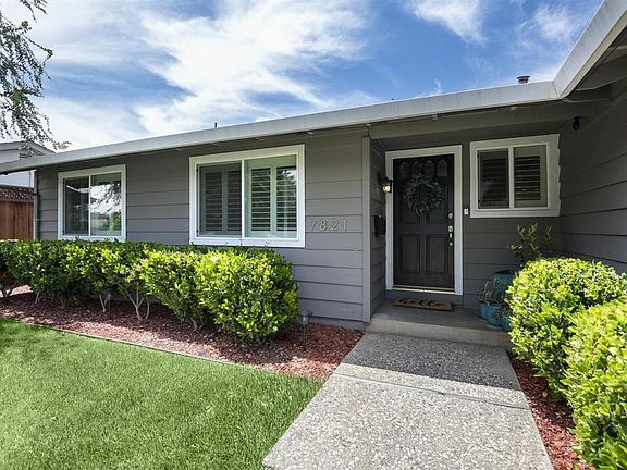 2nd image of 7821 Santa Barbara Dr