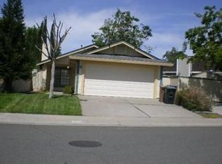 7101 Springmont Dr, Elk Grove, CA 95758