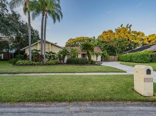 4505 Old Orchard Dr, Tampa, FL 33618