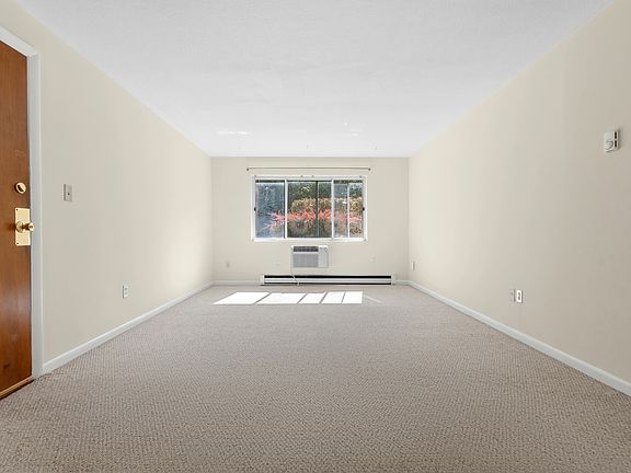 2nd image of 74 Beach St Unit 5-1