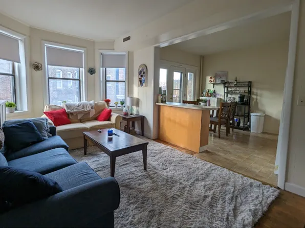 1117 Commonwealth Ave #3, Allston, MA 02134