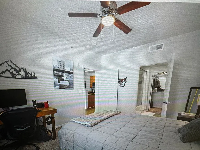 2502 Leon St #307 — Photo 4