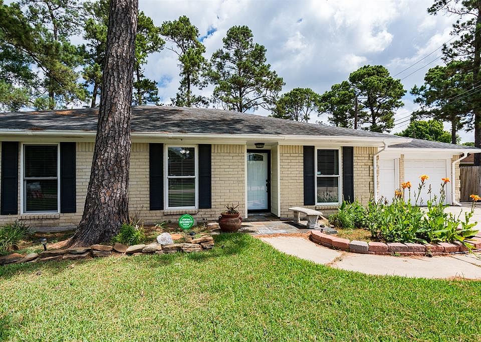 1st image of 9923 Bayou Woods Dr