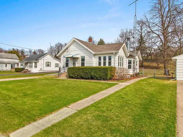 419 Washington St, Wrightstown, WI 54180
