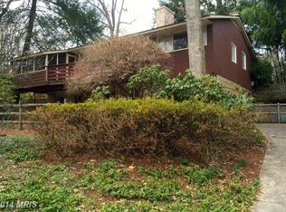 4401 Oxford St, Garrett Park, MD 20896