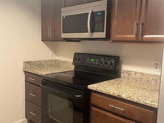 5th image of 8344 Windypine Ln