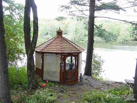 5th image of 40 Lake Dr